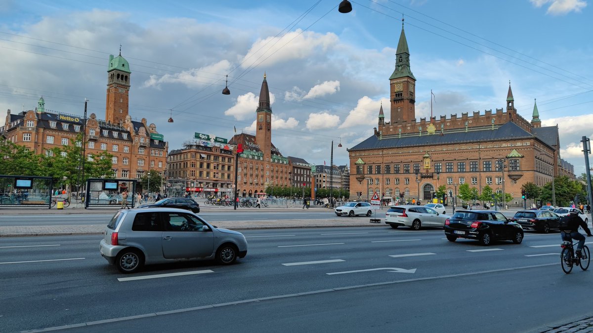 All settled into the hotel ready to join the Voyager of the Seas tomorrow! 😃