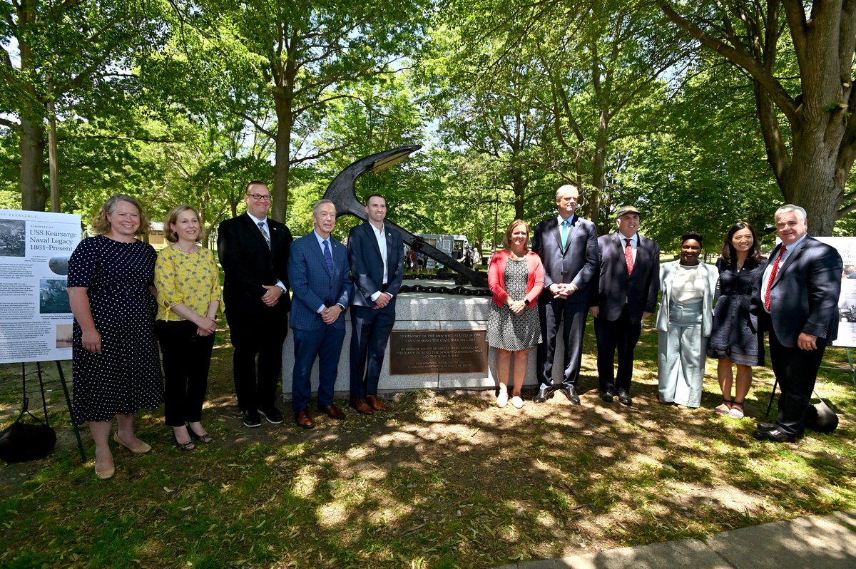 Amazing re-dedication of the Kearsarge Memorial in South Boston today.  The anchor was dedicated in 1930 to Navy veterans of the Civil War, Spanish-American War, and WWI.  After a major restoration, it's re-dedicated to all Navy veterans.