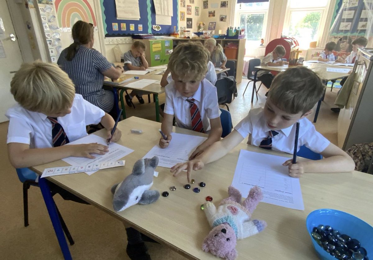 HaddonDene's tweet photo. Reception have been working very hard in maths this week halving and sharing. Year 1 have been learning how to develop spreadsheets in ICT. https://t.co/MgwzUFjReZ