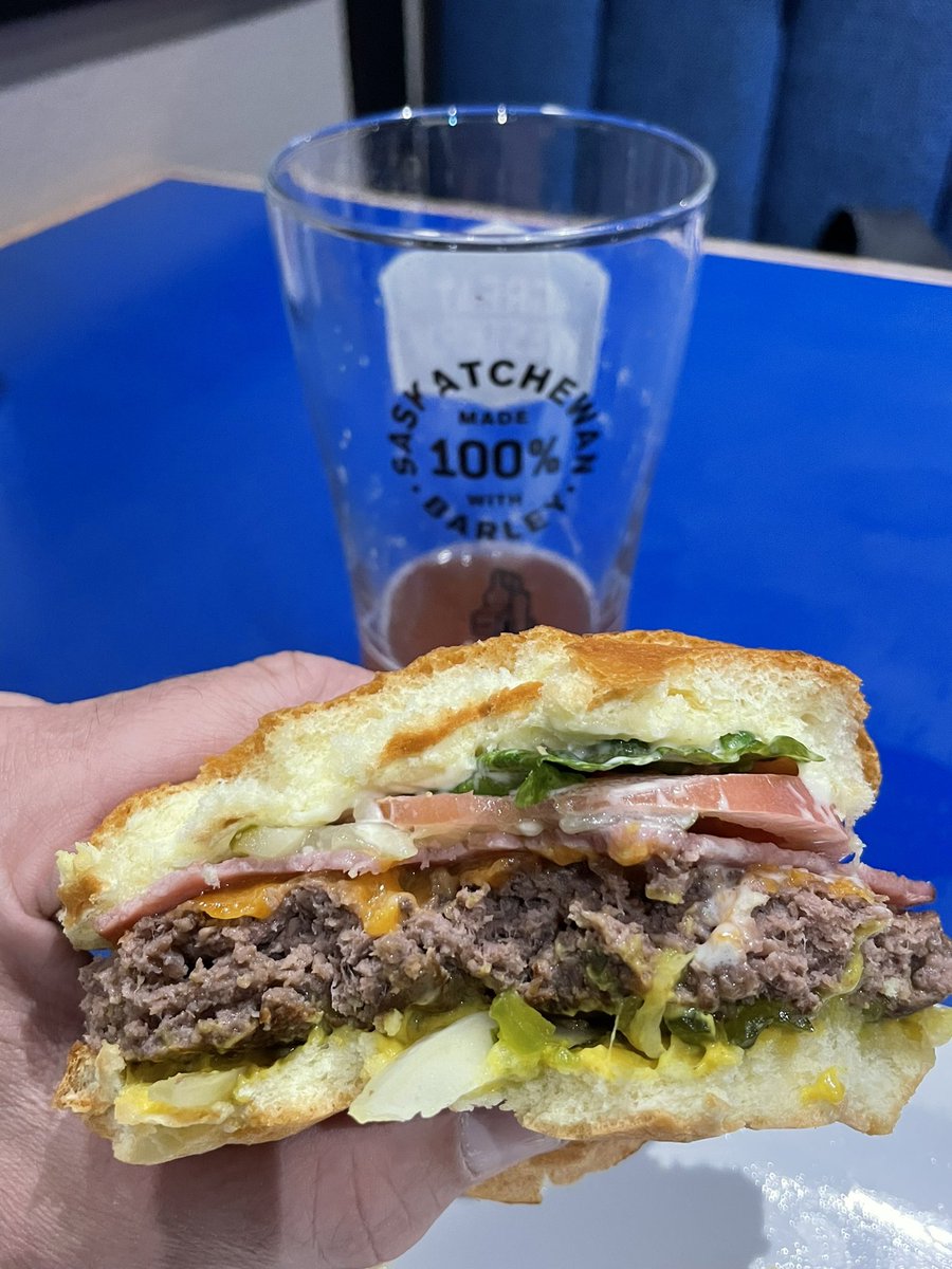 Contrary to what <a href="/GovCanHealth/">Health Canada and PHAC</a> would have you believe - did you know #CDNBeef is a healthy, affordable, dense source of protein, vitamins &amp; minerals?

#CDNBeef also helps keep our native marginal lands functioning as healthy carbon sinks

Goof for you &amp; the environment 

#EatBeef