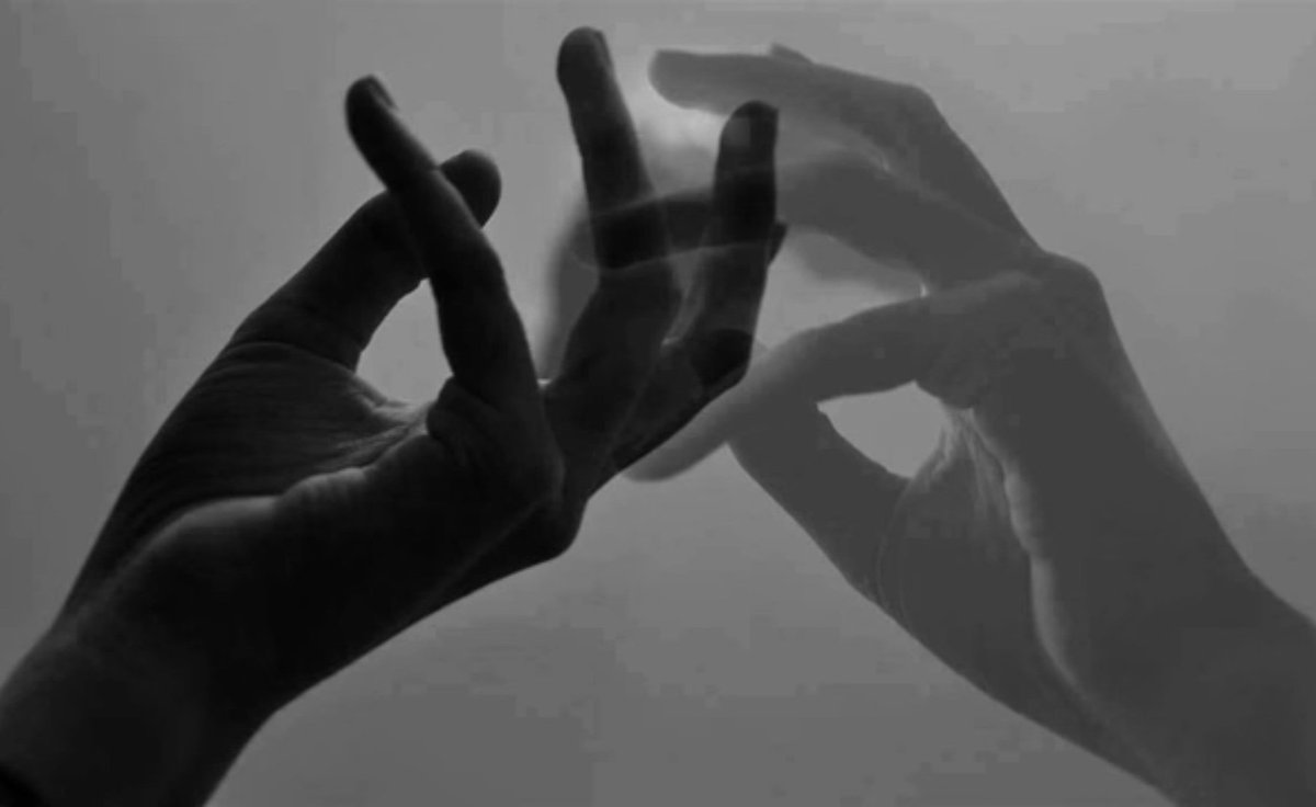 Silent Girl (@silent_night8) on Twitter photo 