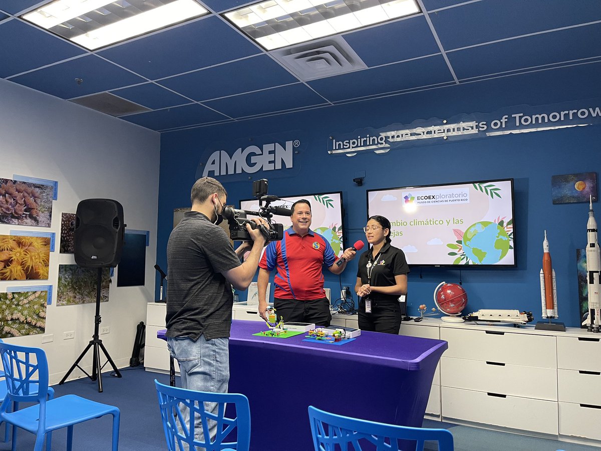 ECOEXPLORATORIO's tweet photo. No se pierda el segmento del EcoExploratorio en el programa de Shabum donde hablamos sobre el cambio climático.
¿Cuándo? Este sábado 18 de junio a las 10:30am por Telemundo. 🙌🏼
#cienciadivertida #cienciaenpuertorico #mimuseopr #cienciavirtual #puertorico https://t.co/cFs3u8rWQj