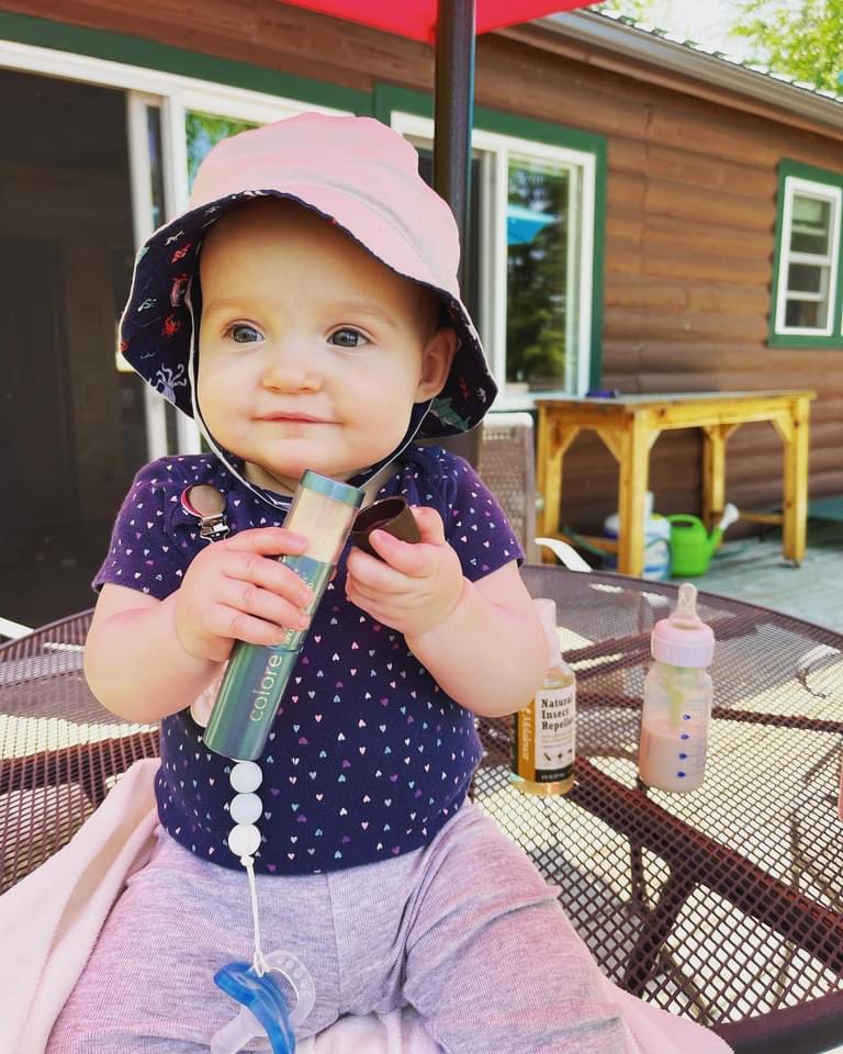 JordanLings's tweet photo. @kyle_borg Enjoying her best Northwoods cabin life. https://t.co/FwCxtoEVme