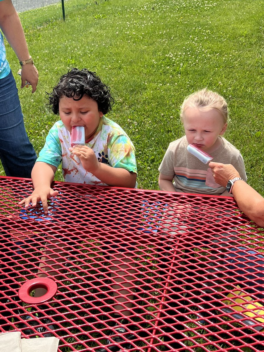 Melissa Blind tweet media