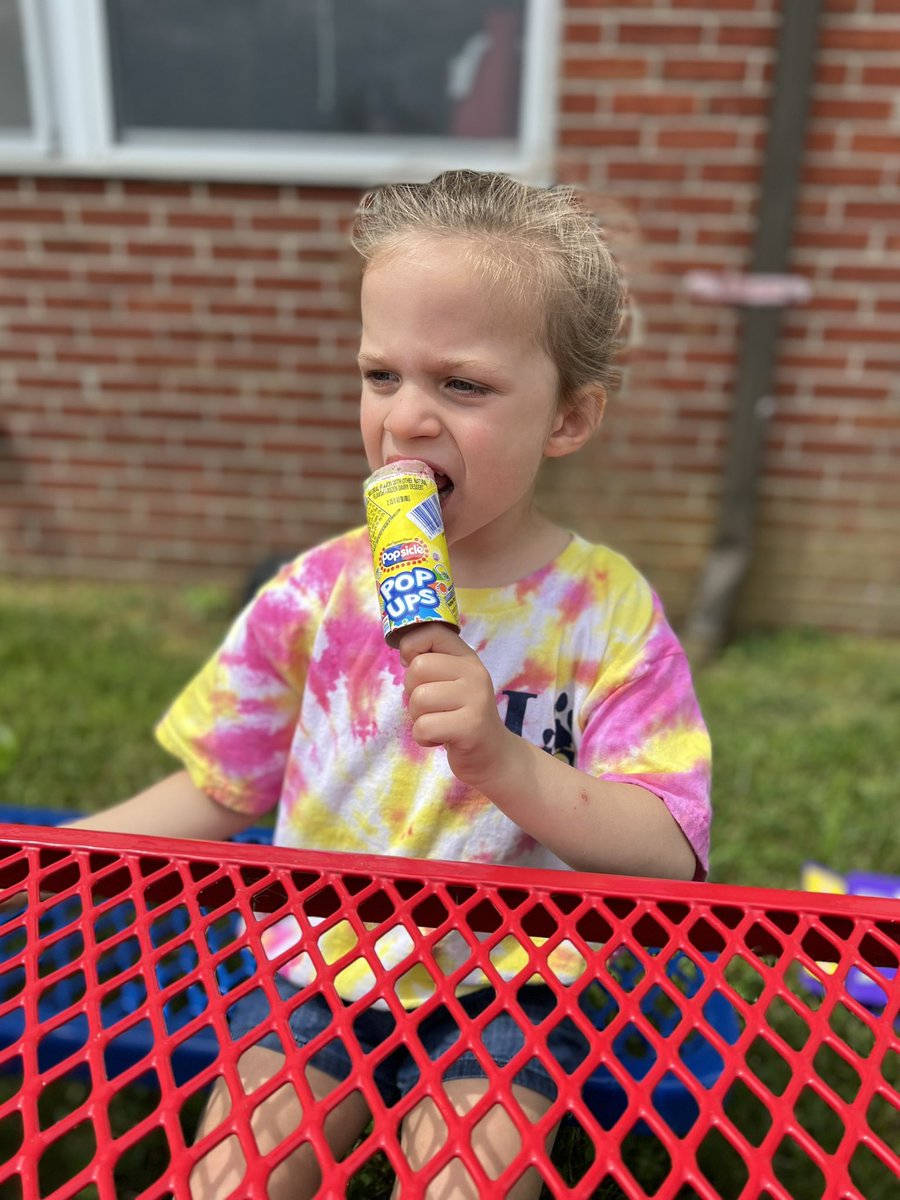 Melissa Blind tweet media