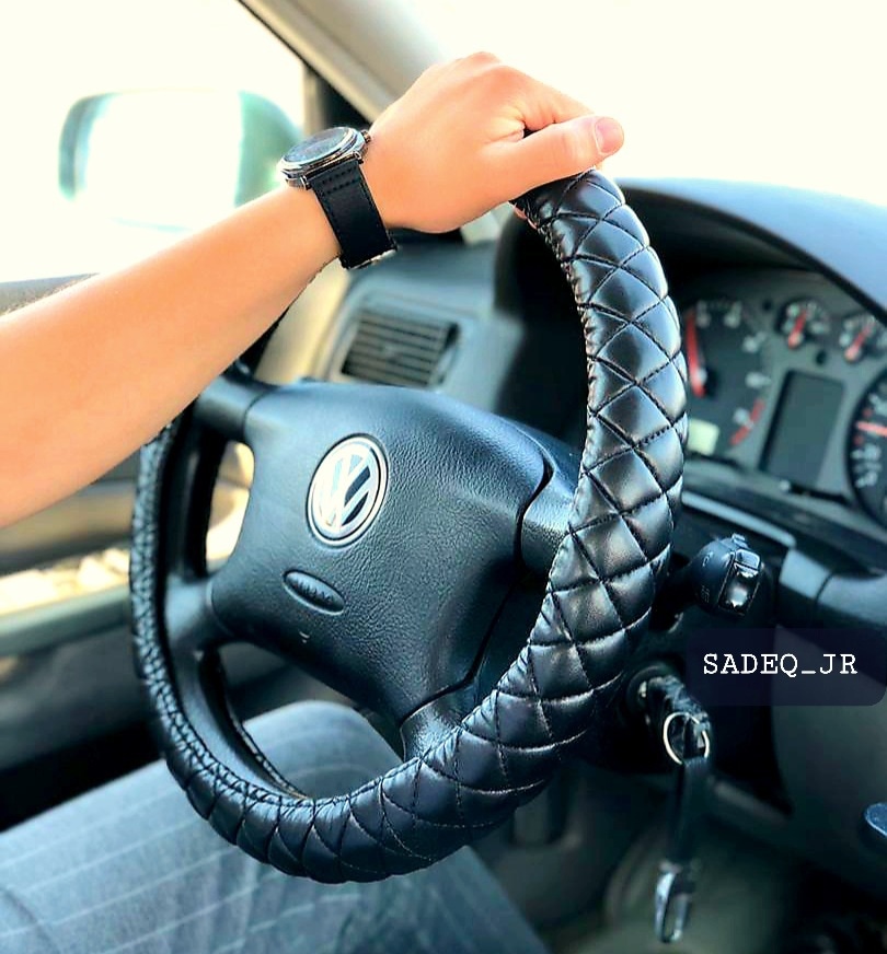 SADEQ_JR's tweet image. لا شيء يحدث صُدفة في حياتك ، عملك ، دراستك ، لقاءك بأشخاص ، الخيبات و العثرات .
كلها لحكمة و لسبب يعلمه الله وحده قد تعلمه بعد حين
لا تيأس .
أنت لست مسؤول عن النتائج ، أنت مُطالب بـالسّعي والإجتهاد بعد التوكل على الله. 
__________________________________
#SADEQ_JR