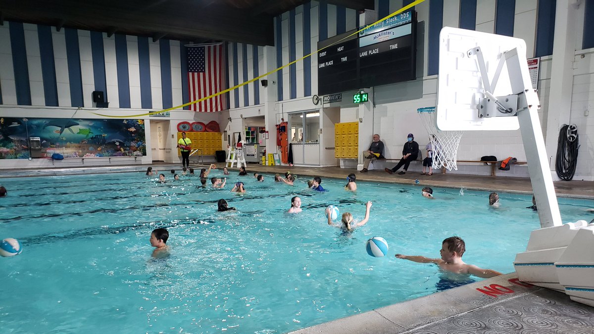 💦🤽‍♂️ Thanks to Lebanon Community Pool for hosting Green Acres' 2nd Grade Swim Party!