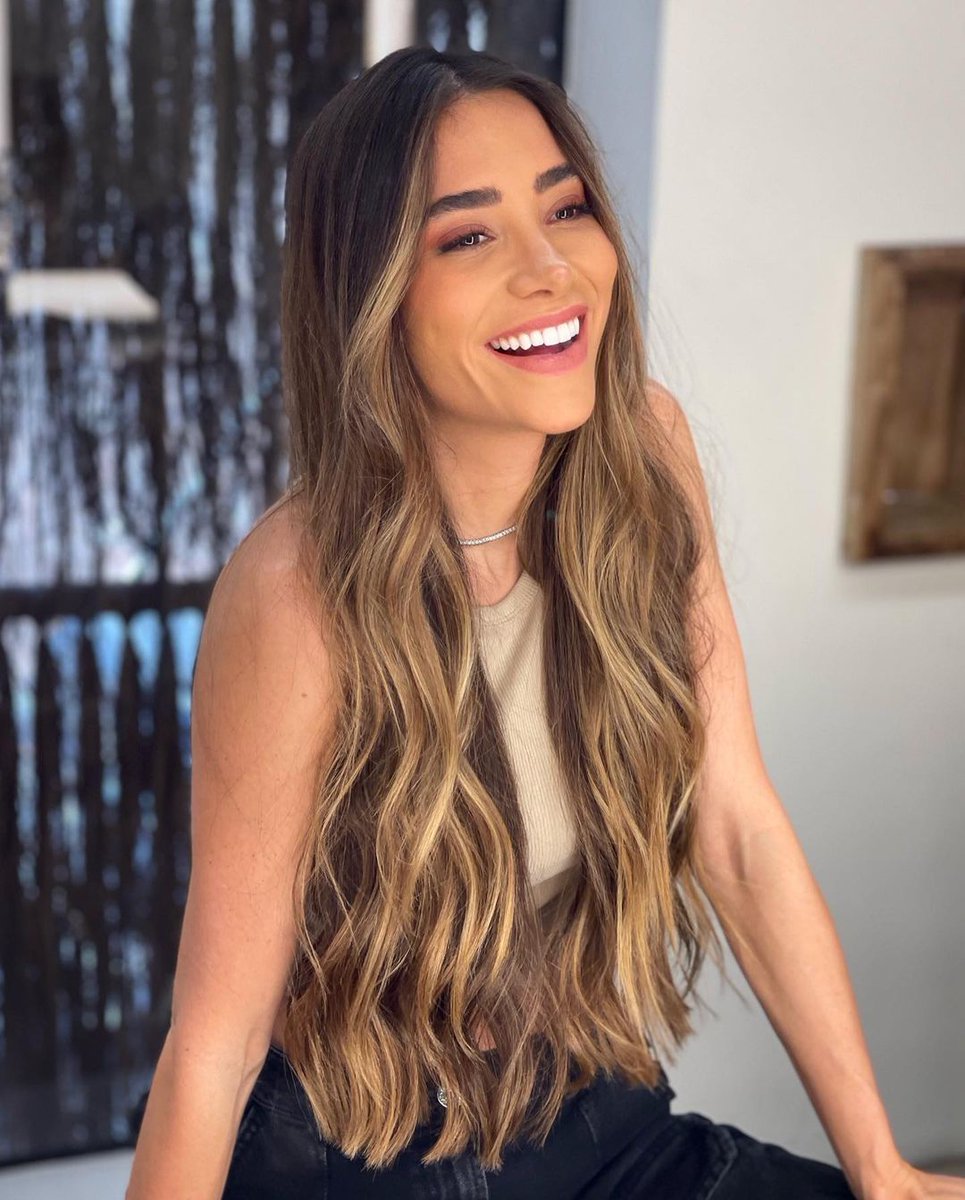 LuaPhillip's tweet image. Cabelinho retocado e hidratado