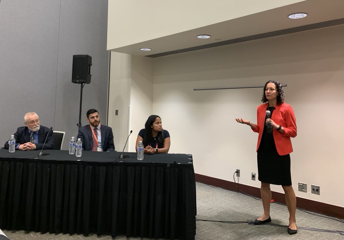 mariannaalperin's tweet photo. Fantastic panel discussing therapeutic approaches for mitigating inflammation featuring #GilMor @mflorianmd #BryanBrown moderated by @CassandraKisby https://t.co/VnTfEmz6A2