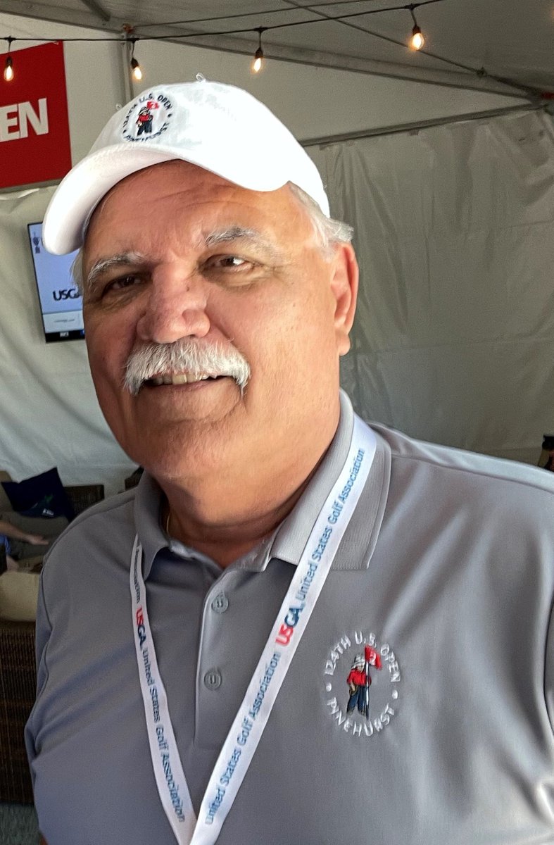 BASFTurf_us's tweet photo. Bob Farren of @pinehurstresort visited the turf team at The Country Club and shared thoughts on how the profession is growing: “The business engagement of supers is way better than the past but, more importantly, other club decision-makers now recognize that and include us more.” https://t.co/N2p5aNB9KB