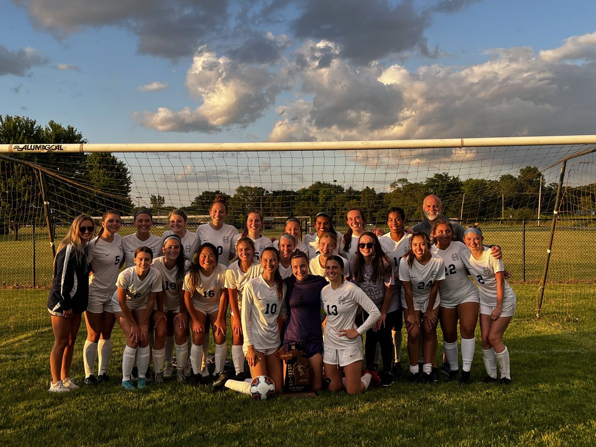State Semi Finals on Wednesday at Holzer Field in Northville at 7:30pm! Want to send the girls off in style? Be at Haslett High at 5pm TOMORROW with signs, noise makers to cheer them as they head to the game! Tickets for the game are available at gofan.co/app/events/617…