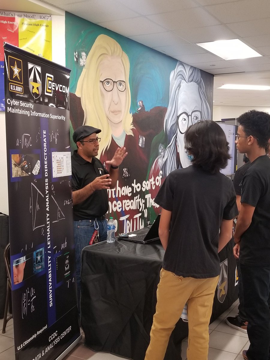 Great things happening at Chapin High School this week! STEM-tastic summer camp is in full swing and participants are taking advantage of the opportunity to speak with local colleges and our military branches. <a href="/mphillipselpaso/">michael phillips</a>  <a href="/DsayavedraEPISD/">Diana Sayavedra</a> <a href="/chapinpltw/">Chapin PLTW</a> <a href="/KristyPitts_ABC/">Kristy</a>