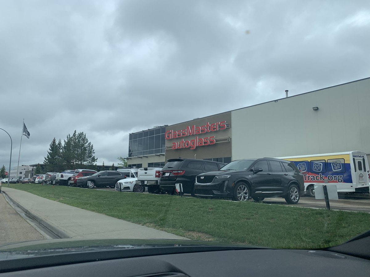 map461's tweet photo. #glassmaster west side Edmonton thank you to Azim for your professional service and getting me back on the road. https://t.co/FhLR66KVgN