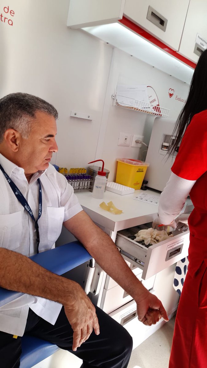 ✅ Con diversas acciones, el Comité Gestor del Club de Donantes de Sangre y la Dirección de Laboratorios Clínicos e Imágenes del Servicio Nacional de Salud (SNS), conmemoraron este 14 de junio el Día Mundial del Donante de Sangre.

#DonarEsAmar