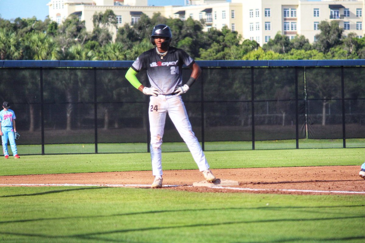 BWhit0117's tweet photo. @TheKayden24   Pitcher, batter, outfielder, infielder, base runner #ClassOf2023 #ThisWeekendTho>> https://t.co/jB8wx3lLiU