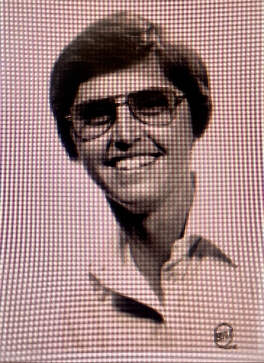 CoachJenSewell's tweet image. Saluki Nation - please keep Dr Kay Brechtelsbauer in your thoughts and prayers! @SIU_Softball’s first coach is currently battling cancer. A Hall of Famer &amp;amp; a mentor, she won 633 games &amp;amp; went to 5 WCWS. We are all behind you Coach! 💪🏼 @SIUSalukis