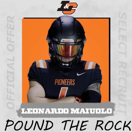 Leo_Maiuolo's tweet photo. Had a great conversation with Coach Read! Glad to announce that I’ve been offered by Lewis and Clark! | @LCPiosFB @stfrancis_fb @KohlsKicking https://t.co/O8nwrLh4Cv
