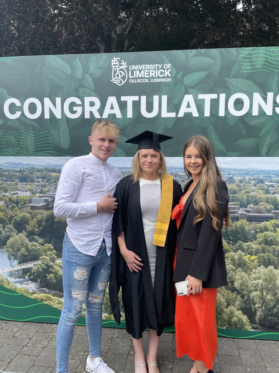 grainnemoshea's tweet image. So today we went to the other side of the country for another level 9 graduation with the Class of 2021. Specialist post grad diploma in Health &amp;amp; Safety from ⁦@ULAlumniUL⁩ #thisgirlcan #alwaysastudent Next up to graduate from UL will be Dara. 💙