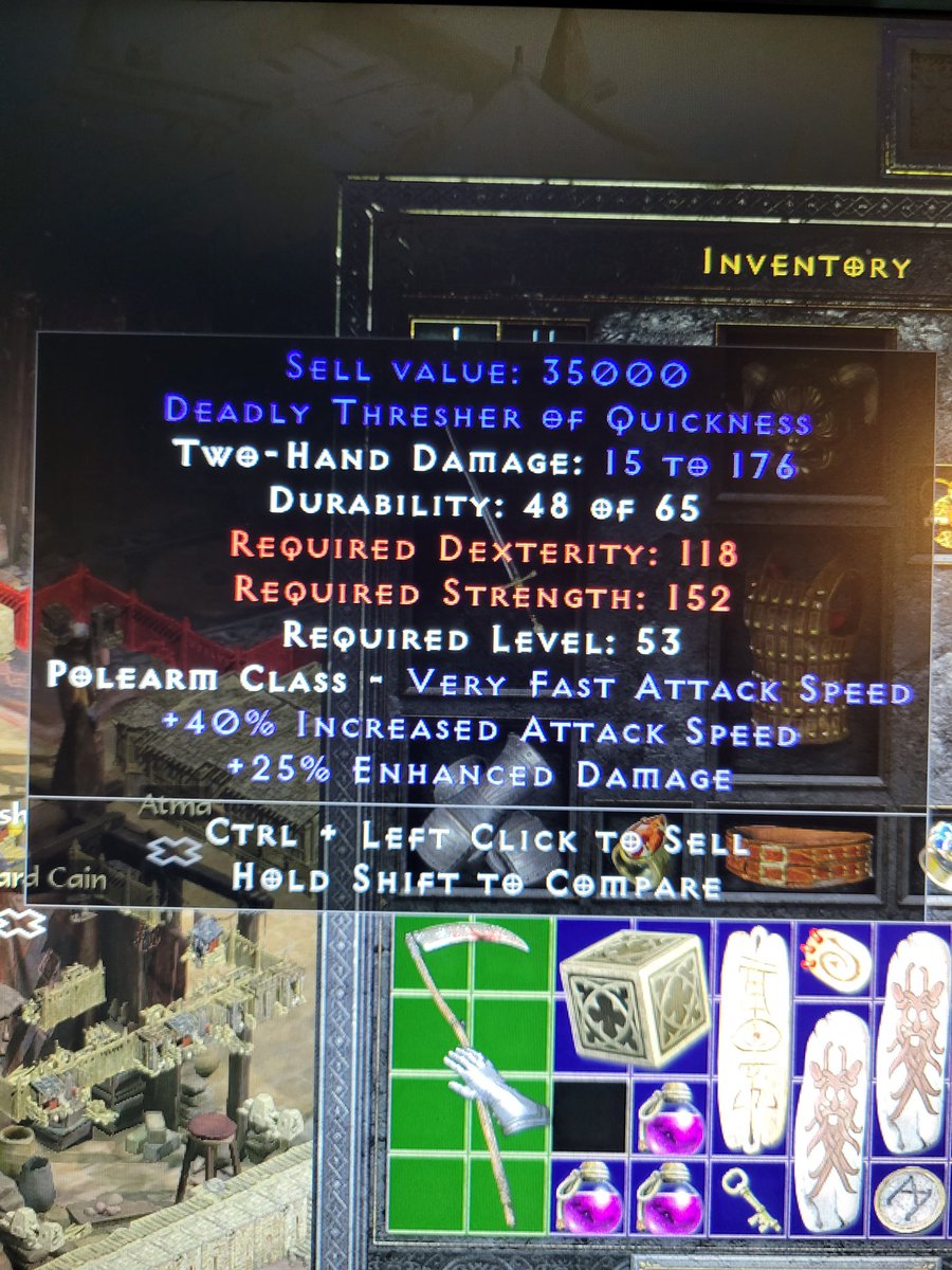 JCarmean960's tweet photo. Best blue Thresher ever? I think so. (Even useless still pretty cool drop) #D2R #Loot https://t.co/gqruLS6Lqr