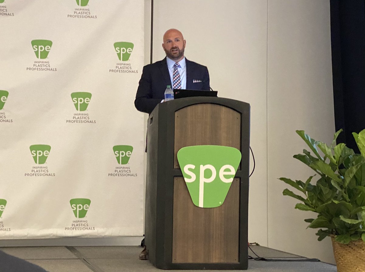 4SPE_Plastics's tweet photo. Our final keynote today, Regulatory and Legislative Trends That Are Shaping the Future of Recycling and Plastics Policy presented by Matt Seaholm, President and CEO, @PLASTICS_US 

#ANTEC22 #plastics https://t.co/Je5qIyq53V