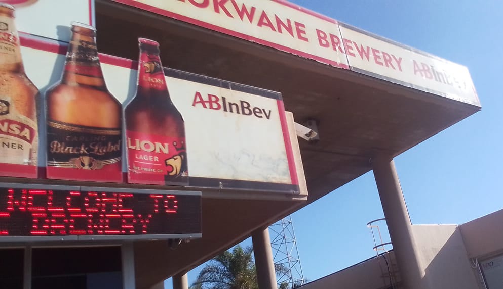 sa_masemola's tweet photo. #OperationDudula launched for the 1st time in Limpopo Province, PolokwaneCBD today whereby unemployed youth marched to various industrial companies like @SABreweries @cocacolasa that has 80% foreigners &amp; were DUDULA'd with memos for 100% locality #PutSouthAficansFirst 🇿🇦 https://t.co/2r9sqlRQll