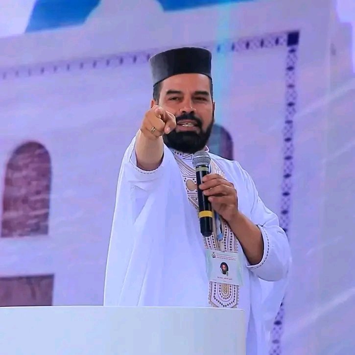 MuradTadesse's tweet photo. ያለ መሰናክል ካገኘኸው ስኬት ይልቅ መሰናክሉን አልፈህ ያገኘኸው ስኬት ይበልጥ ጣዕም አለው። ለብዙ ቀናት ታጣጥመዋለህ! የትናንቱ ቀን ዘርፈ ብዙ መልካም ነገሮች ያገኘንበት ቀን ነበር። አል-ሐምዱ ሊላህ‼ https://t.co/ZH2zeC09rt