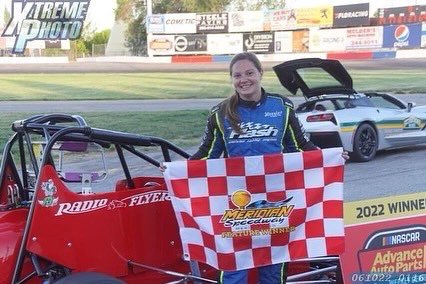 JessicaBean3's tweet photo. 7 months out of a car. No problem. Back to victory lane X2 at Meridian Speedway! A huge thanks to Lucky 13 Racing for the opportunity to get back in a car! https://t.co/lb26tafIrM