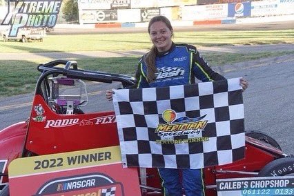 JessicaBean3's tweet photo. 7 months out of a car. No problem. Back to victory lane X2 at Meridian Speedway! A huge thanks to Lucky 13 Racing for the opportunity to get back in a car! https://t.co/lb26tafIrM