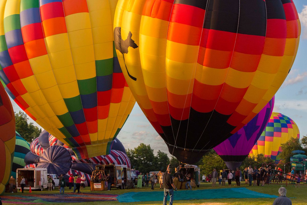 Syracuse University tweet media