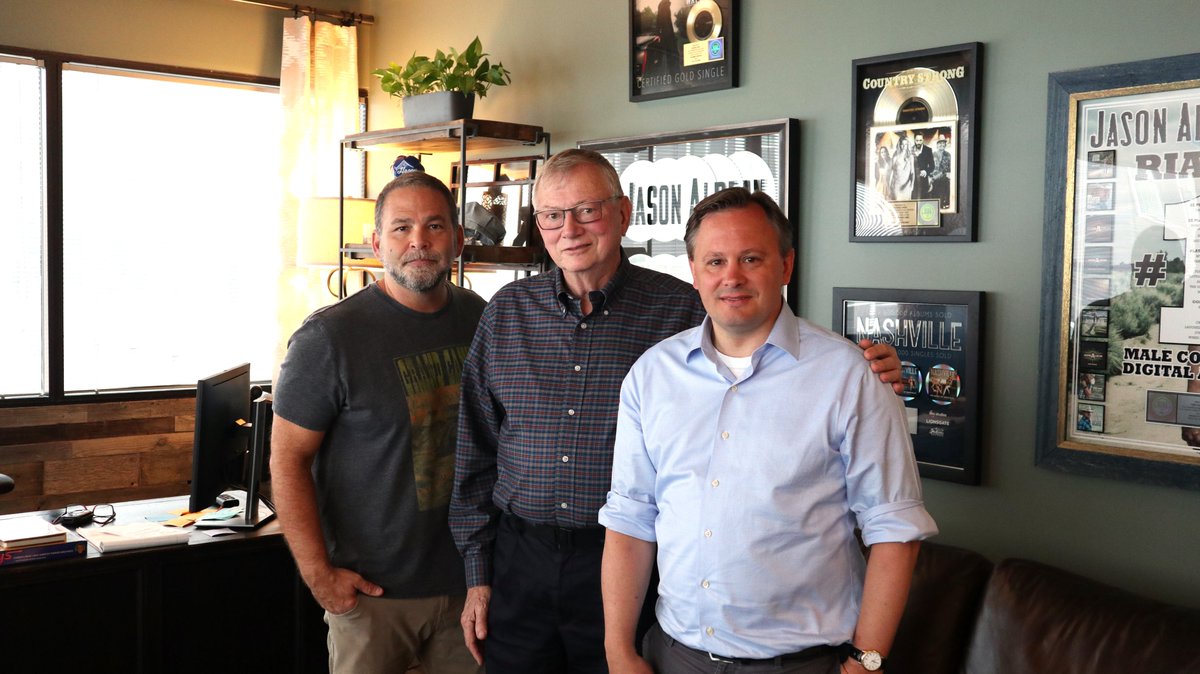 We had so much fun hosting our executive chair, Ralph Peer II, peermusic Managing director and SVP <a href="/geinem/">Goetz von Einem</a>  , and president &amp; COO, Kathy Spanberger , this week!

We finished off Kathy’s visit with a staff/writers/friends hang!
#peermusic #countrymusic #songwriter #songwriting