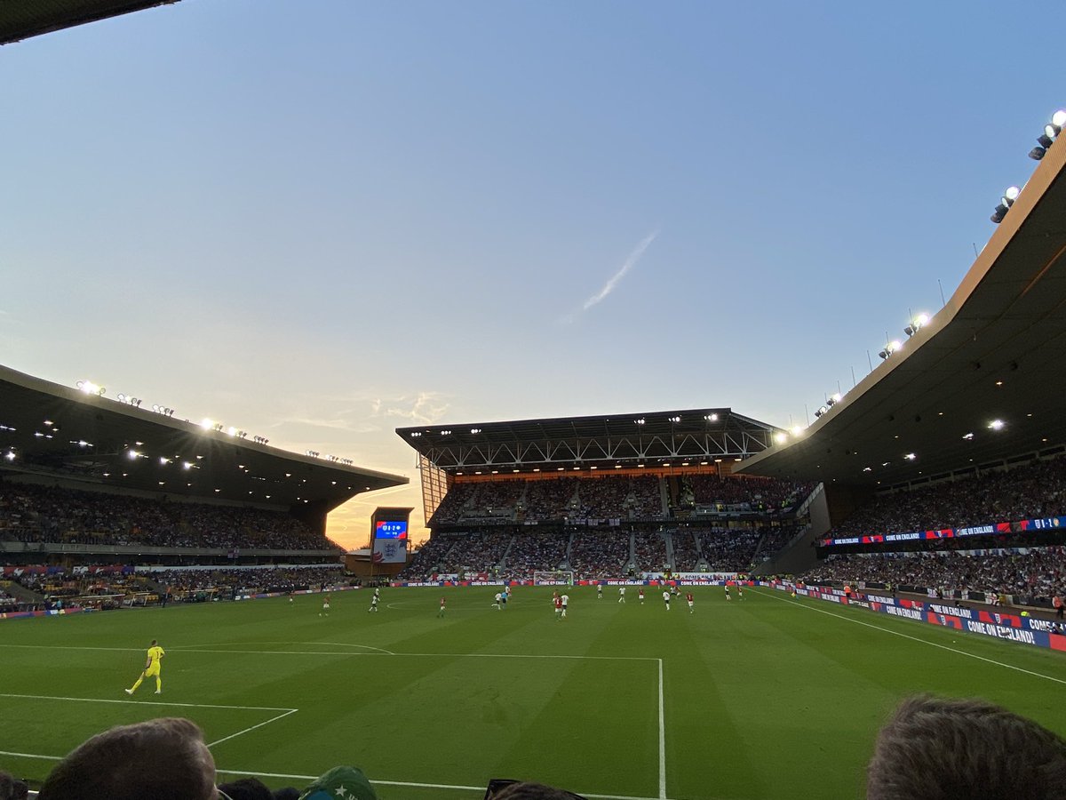 charlotte_bcafc's tweet photo. Fuck off Southgate.That was absolutely embarrassing #ENGvsHUN https://t.co/ulQNxOC8UI