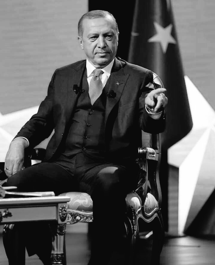 Asya_Dogu's tweet photo. "Sen çivisi çıkmış bu dünya'ya yön veren davası uğruna ömrünü veren büyük lider Recep Tayyip Erdoğan"
Biz Seninleyiz Sonuna kadar değil ölene kadar...
"İşaret et yeter..." https://t.co/Jyvcj7aT7P