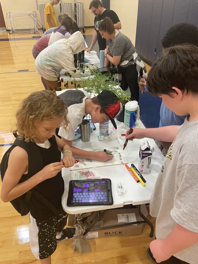 STEMtoThem's tweet photo. 6th and 7th grade students design and add ink to laser cut, up-cycled tiles featuring native pollinator plants for a future mosaic mural @Fairviewmccsc! 
Thanks to our dedicated high schoolers from @bhsspanthers  and @BHSNCougars and @UplandsMaker for the collective effort! https://t.co/cBKS8rN0AM
