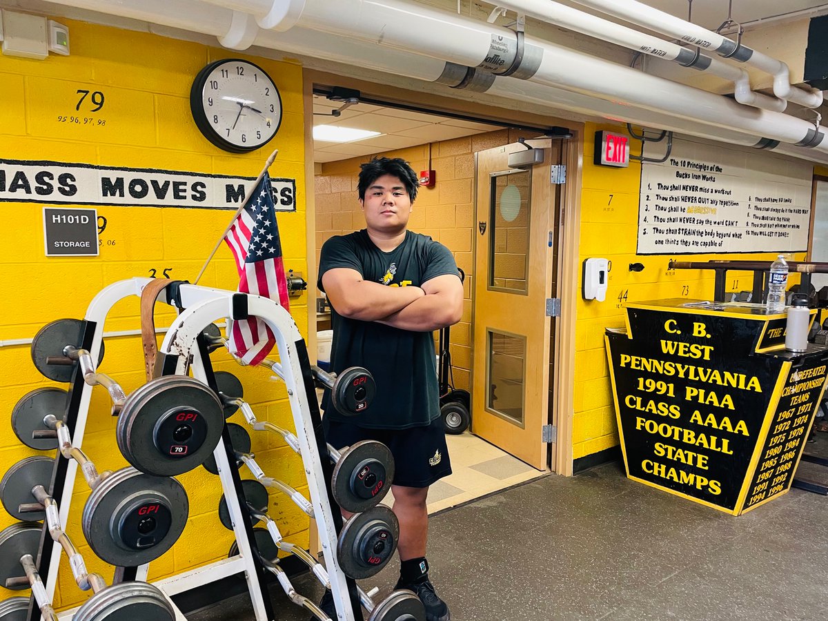 westcbfootball's tweet photo. 1,000lb Club ✅
Bench=300lb
Squat=430
Power Clean=270
#Earned #TheRightWay #BucksIronWorks #Real1000
#MassMovesMass 🦌💪🏻😤
@Buck_Nation https://t.co/YL2zLGuCHp