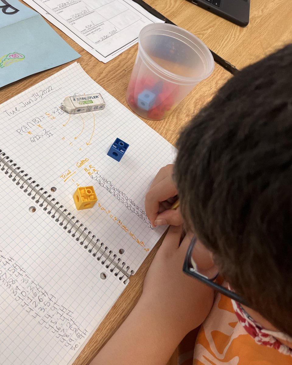 antheachanku's tweet image. Ss compared theoretical probability of 2 dependent events with experimental probability — came pretty close ✅🤔💭 #grade7math #probability