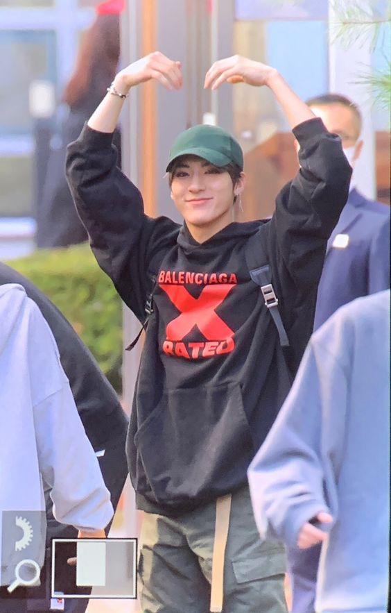 lqerics's tweet photo. https://t.co/zNeBFxvkCt
