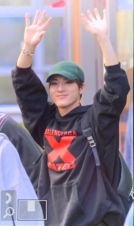 lqerics's tweet photo. https://t.co/zNeBFxvkCt