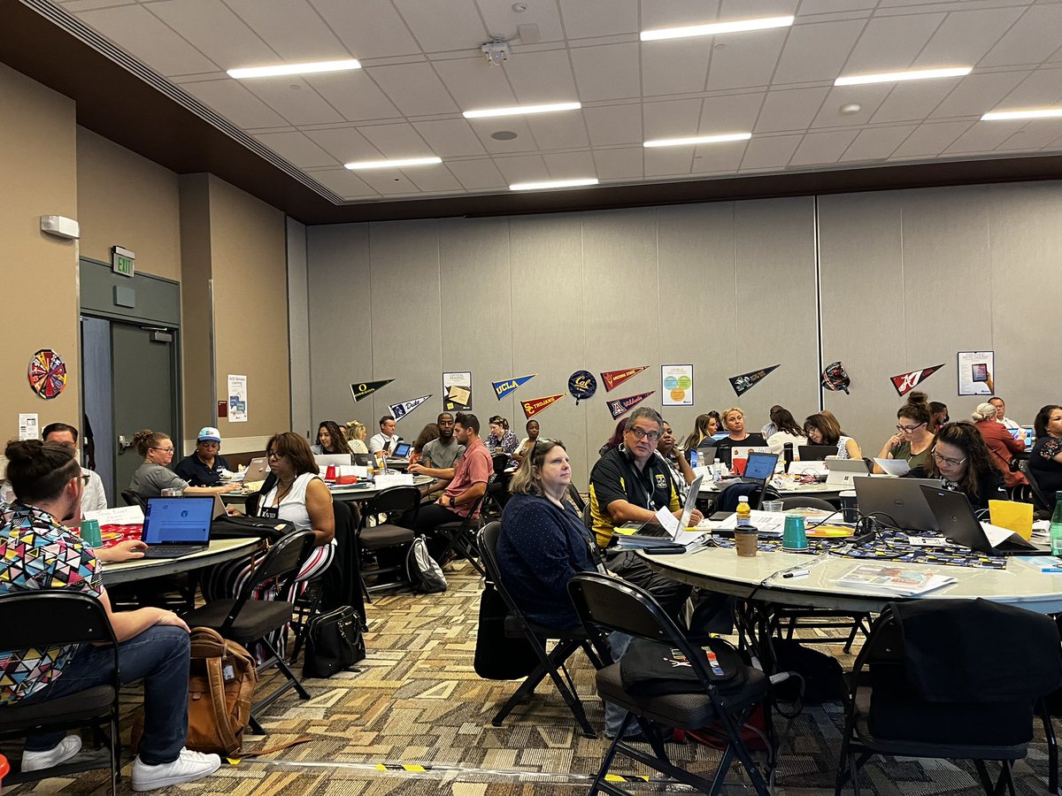 AVIDHarold's tweet photo. #AVID4Possibility @AVID4College   Room C148 A-L-L ROCKS!! https://t.co/tztUmdaX9s