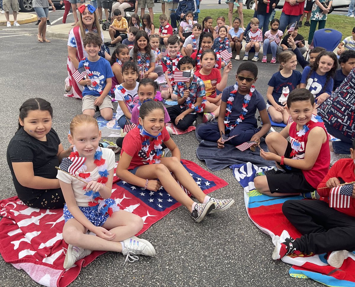 Commack Road ES tweet media