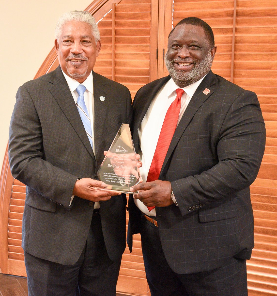DrWillieESmith1's tweet image. It was an honor to recognize and celebrate @SUSprez today following our nursing signing ceremony. Dr. Belton has been a wonderful leader and a true partner to @MyBRCC. We all wish him the best in retirement. Thank you for all that you have done for the higher education community.