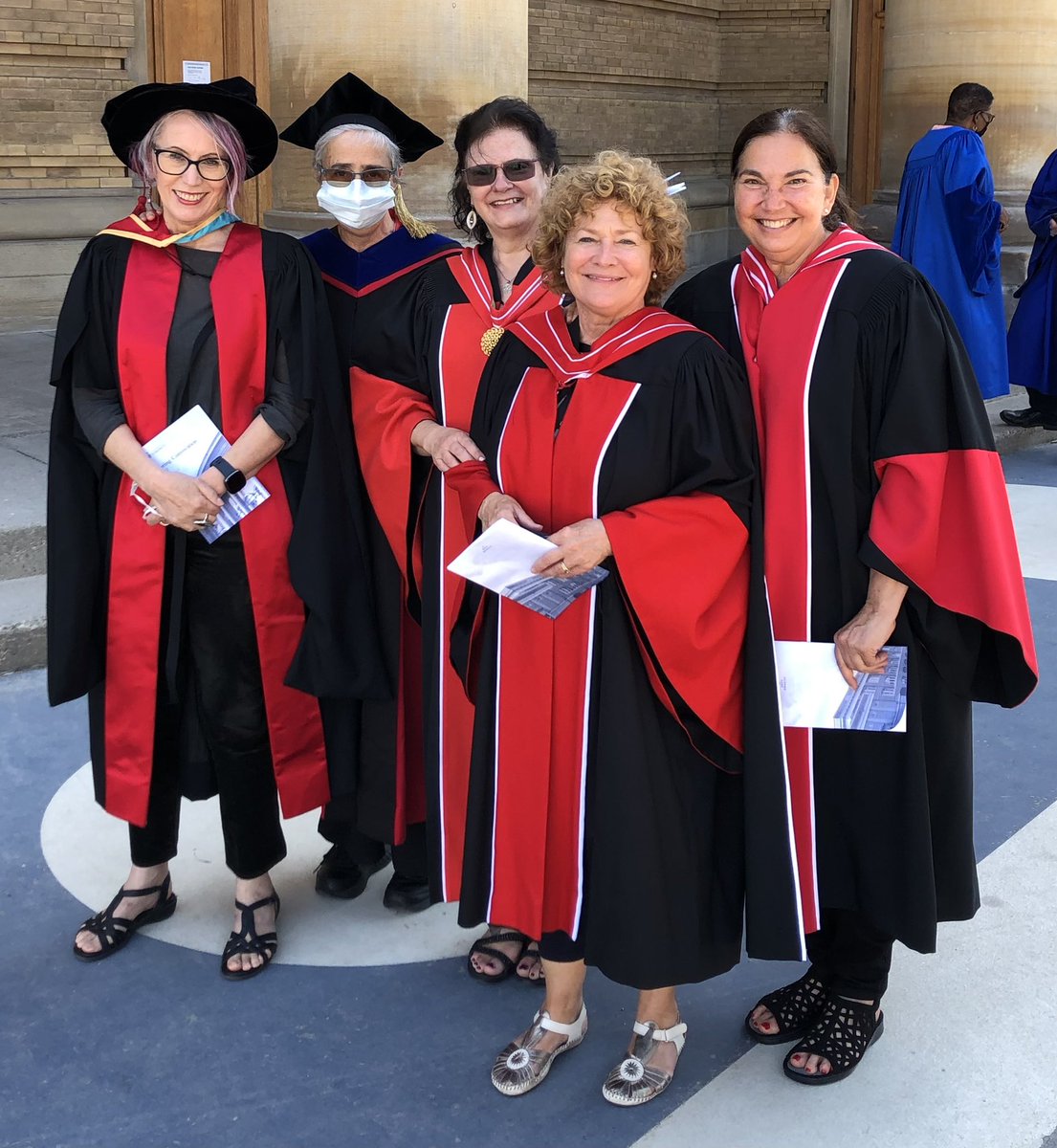 Professors <a href="/leesaw2/">Leesa Wheelahan</a>, Kathy Bickmore, <a href="/AntoinetteOISE/">Antoinette Gagné</a>, @ClareBrett123 and <a href="/GaileyRoad/">Tara Goldstein</a> were thrilled to be reunited at #OISEGrad22 today! 🎉🎓🎉 #UofTGrad22