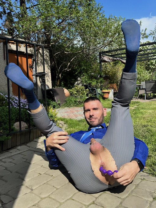1 pic. Ass-plugged outside in business outfit #gaypride #gaybottom #gayasshole #mensocks #gaysocksfetish