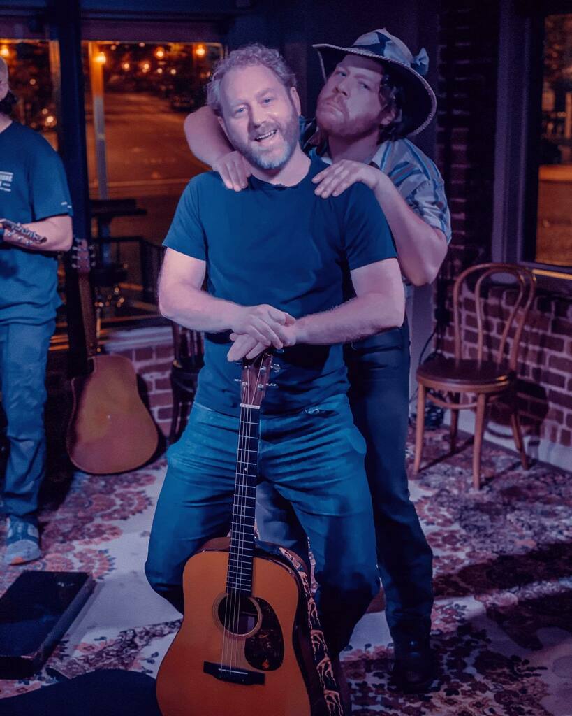 GREAT PEACOCK (@greatpeacock) on Twitter photo Just out here trying to steal this @earlyjamesandthelatest guitar @martinguitar 😎
Gonna be back in this room in Birmingham, AL on Fri June 24th for a free show with <a href="/whstewart/">william stewart</a> and Sarah Lee Langford opening Share it up with your Bham buddies🤘 instagr.am/p/CezH9BjO1jN/ Just out here trying to steal this @earlyjamesandthelatest guitar @martinguitar 😎
Gonna be back in this room in Birmingham, AL on Fri June 24th for a free show with <a href="/whstewart/">william stewart</a> and Sarah Lee Langford opening Share it up with your Bham buddies🤘 instagr.am/p/CezH9BjO1jN/