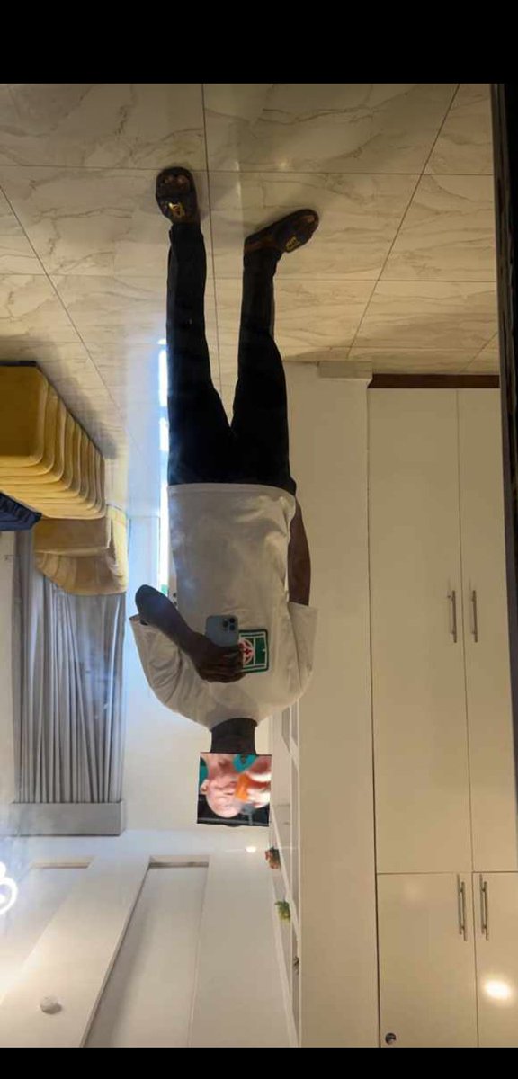 Officialdavis16's tweet photo. Tired asf 😩😩 https://t.co/SlXVOb3Q9q