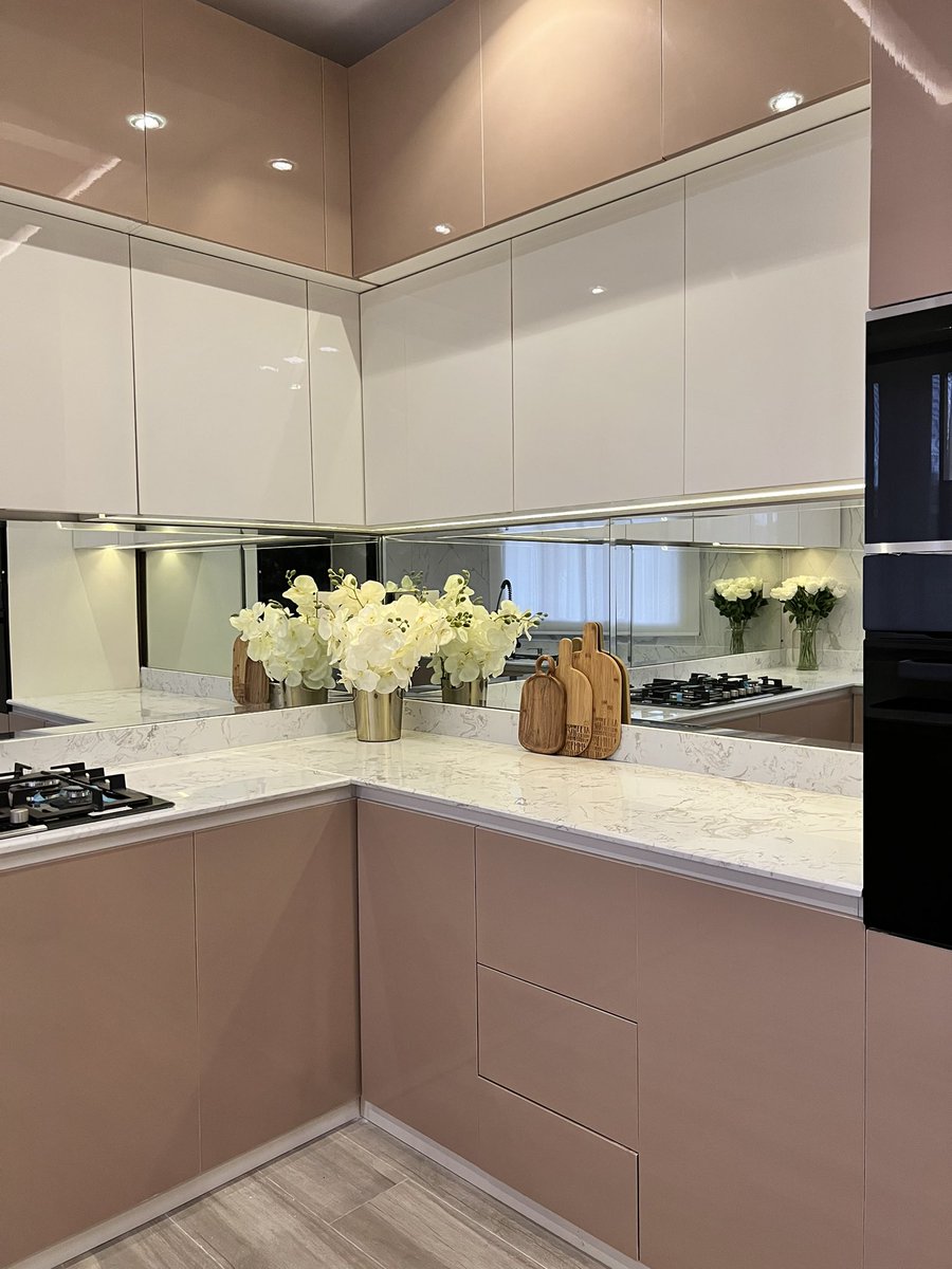 deolababalola's tweet photo. Kitchen designed by us๐ฏ #projectDeen IG: @interiordecorbyhom https://t.co/t4ramIDUbD