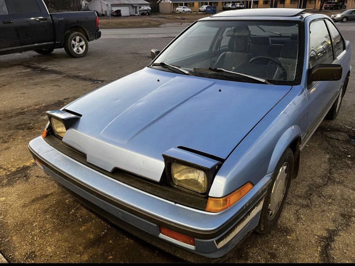 A first-gen Acura Integra which isn’t now a mound of rust. Truly sensational. #collectorcar #acuraintegra #hondaintegra @Acura @Honda @HondaInOhio