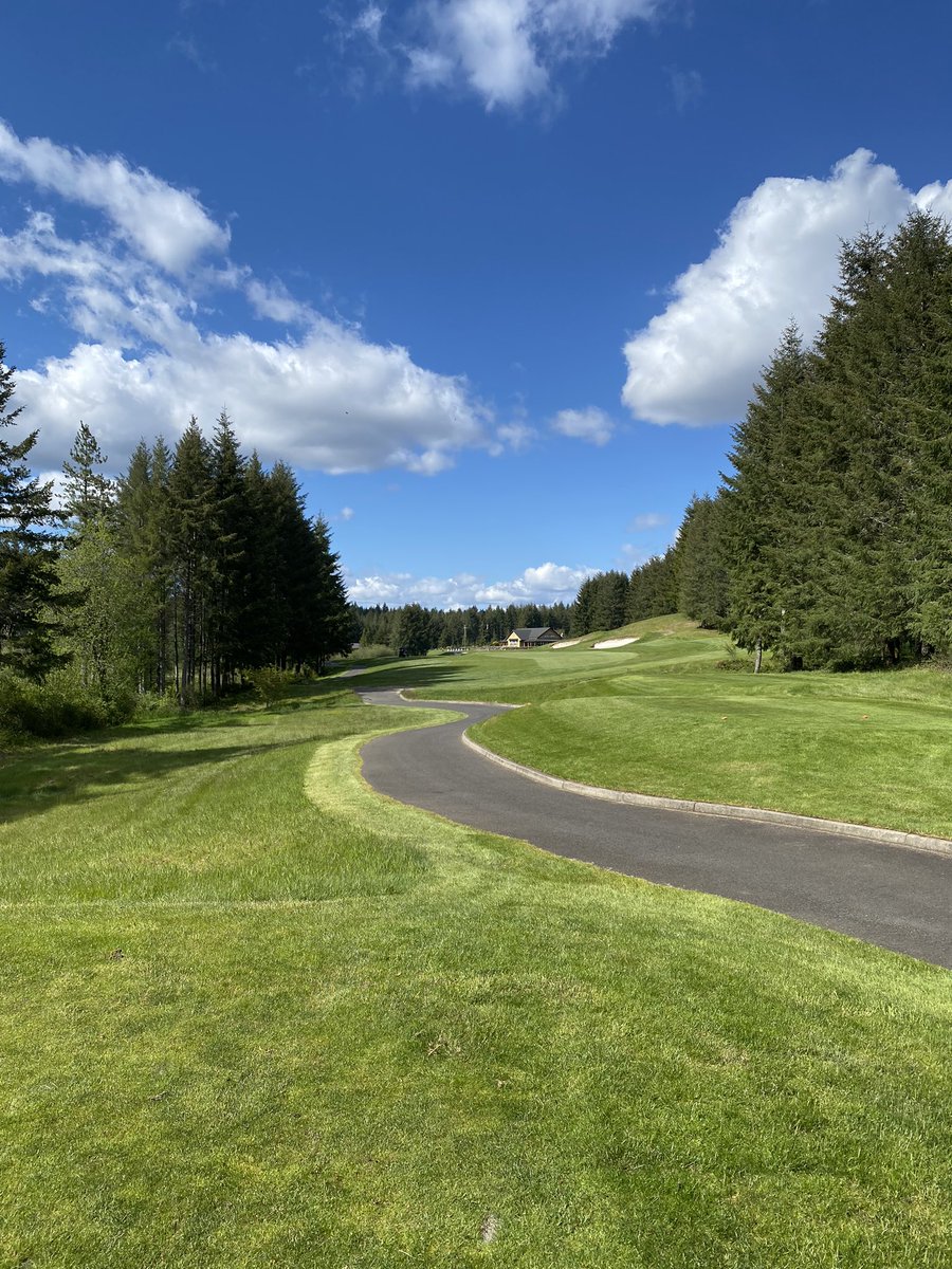putt_this's tweet photo. Round 27 - Trophy Lake

This is probably the best Oki Course that they have to offer. Green rolled true and the fairways were properly cut. This is one of the courses I would play again with no hesitation. 

Grade: B+ https://t.co/Jmu9kpgESH