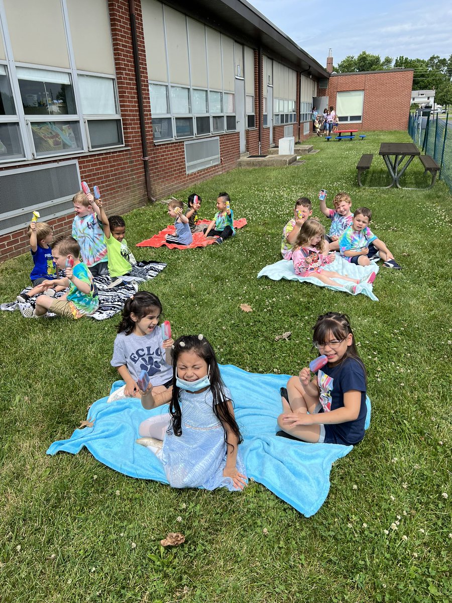 Katie Lewandowski tweet media