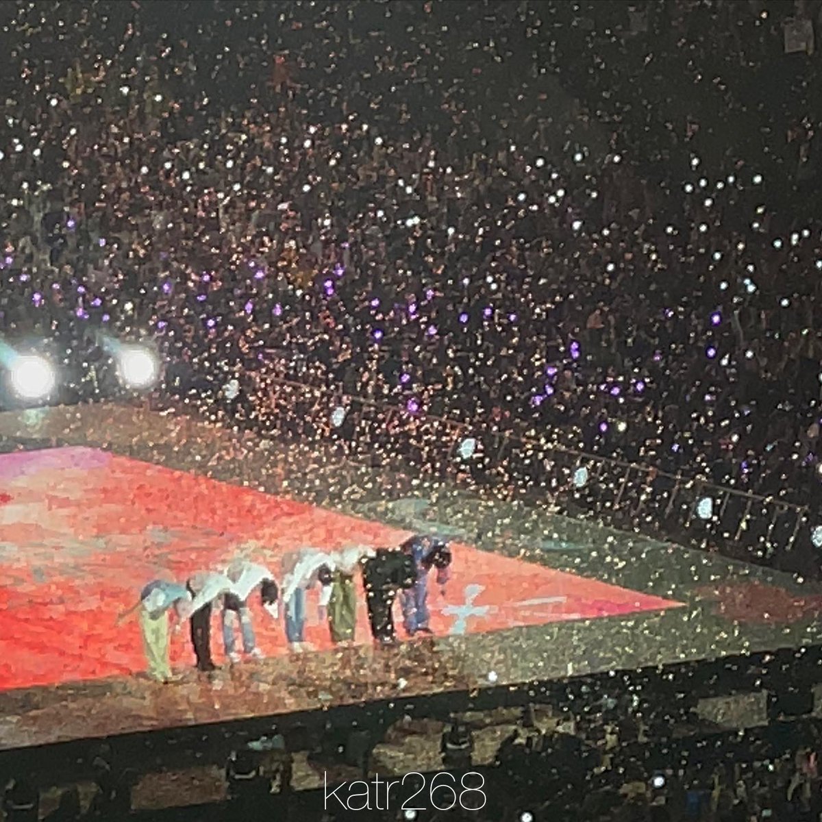 katr268's tweet photo. i love you forever and always #아포방포 https://t.co/76WNJwLZYK