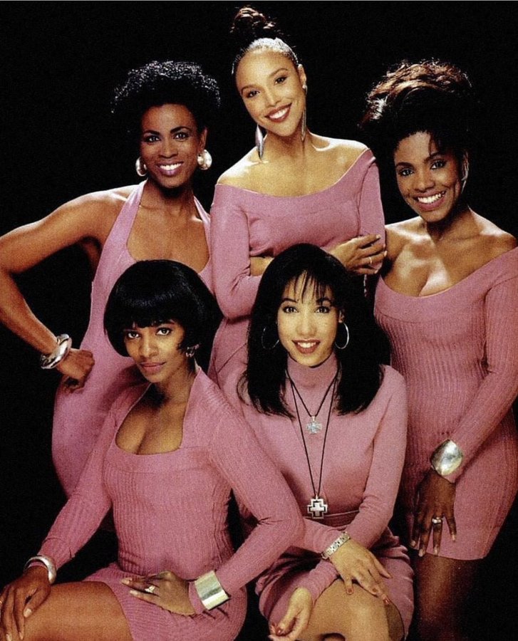 Sheryl Lee Ralph Reminds Fans That She Was The Ultimate 'It' Girl In The  '90s